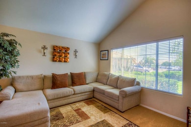 Living Room (2)