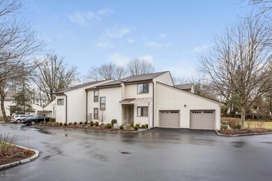 002-Front_View-5352937-medium