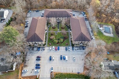 Sandlewood Pointe Condominiums unit 204C, Amesbury, MA 01913 - photo 4