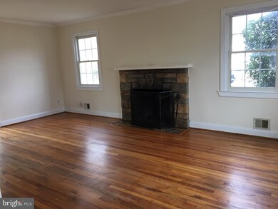 321 University Blvd E, Silver Spring, MD 20901 - photo 6