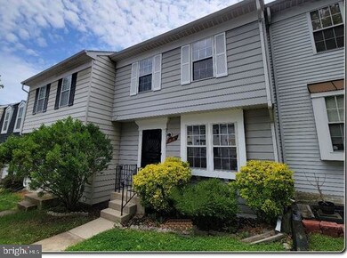 914 Newington Ct, Capitol Heights, MD 20743 - photo 3