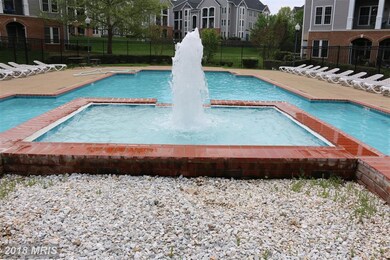 46608 Drysdale Terrace unit 301, Sterling, VA 20165 - photo 2