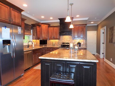 1035 Union St, Shelbyville, TN 37160 - photo 7