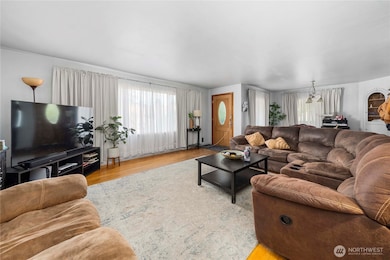 4210 N 14th St, Tacoma, WA 98406 - photo 5