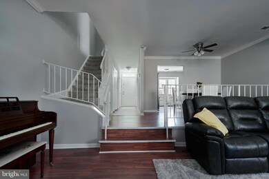 6049 Selwood Place, Springfield, VA 22152 - photo 7