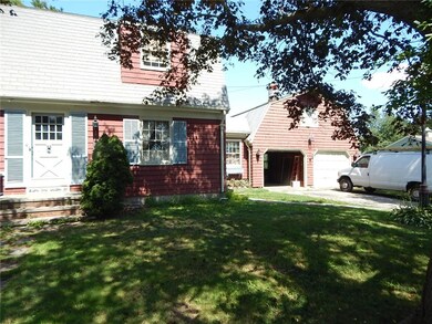 51 Walley St, Bristol, RI 02809 - photo 2