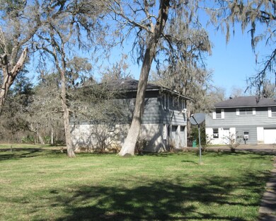 941 Mulberry Ln Units A B C D, Brazoria, TX 77422 - photo 2