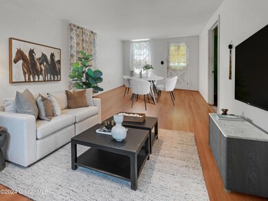 37 Cherry St, Glens Falls, NY 12801 - photo 4