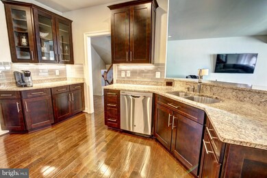 25142 Earlsdon Terrace, Chantilly, VA 20152 - photo 6