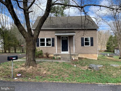 1611 Kratz Rd, Perkiomenville, PA 18074 - photo 2