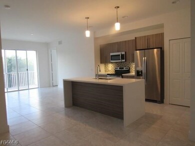 Majestic Palms Condominiums unit 302, Fort Myers, FL 33908 - photo 5
