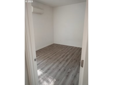 236 NE 156th Ave unit A & B, Portland, OR 97230 - photo 7