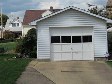 Parking Lot/Garage.