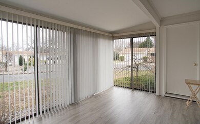_RMJ6408 sun room