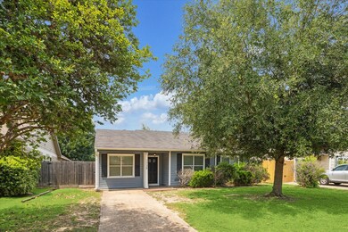 1738 Woodcrest Dr, Houston, TX 77018 - photo 2