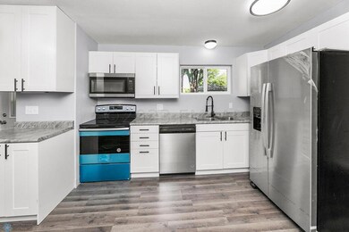 1009 17th St S, Fargo, ND 58103 - photo 5