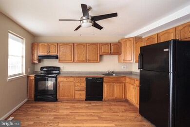 1494 Harford Square Dr, Edgewood, MD 21040 - photo 2