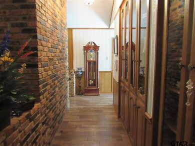 908 908 Joel Dr, Tyler, TX 75703 - photo 4