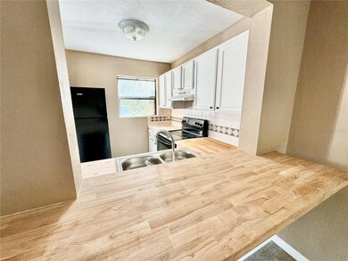 4516 SW 44th Ln, Gainesville, FL 32608 - photo 5