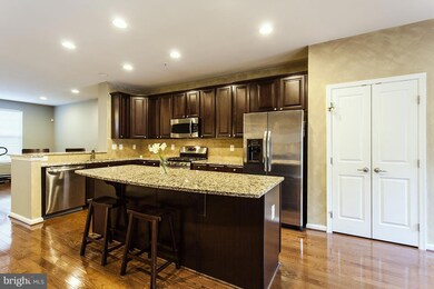 7254 Dorchester Woods Ln, Hanover, MD 21076 - photo 4