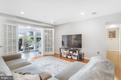 The West Village of Shirlington unit 103, Arlington, VA 22204 - photo 5