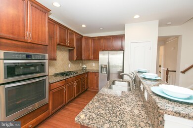 43274 Mitcham Square, Ashburn, VA 20148 - photo 6