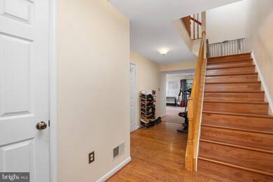 2719 Summers Ridge Dr, Odenton, MD 21113 - photo 4