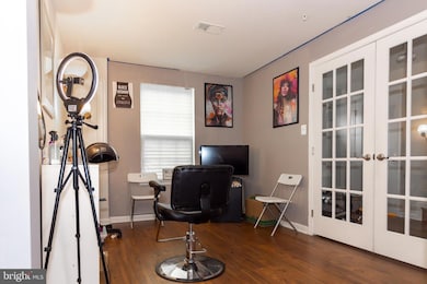 5694 River Shark Ln, Waldorf, MD 20602 - photo 3