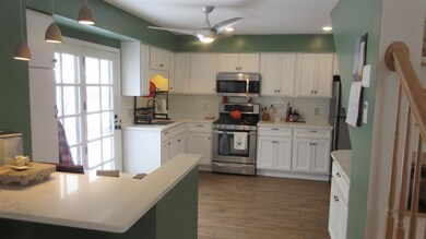 1237 Irish Hill Rd, Shelburne, VT 05482 - photo 5