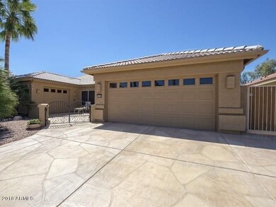 002_Front View (2)