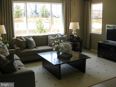 908 Open Field Ct, Westminster, MD 21157 - photo 2