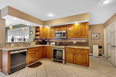 8 Buck St, Woburn, MA 01801 - photo 5