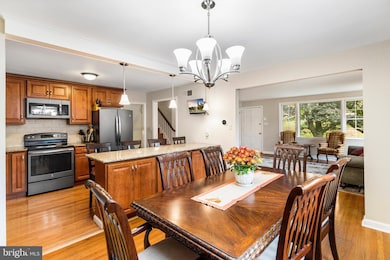 211 Canterbury Dr, Wallingford, PA 19086 - photo 6