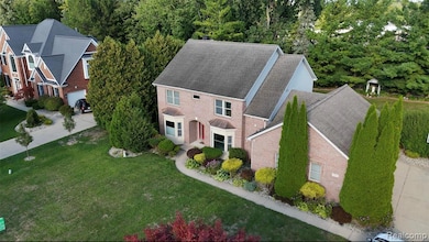 10 Cobblestone Place unit 10, Saginaw, MI 48603 - photo 2