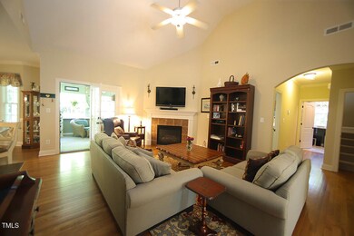 70 Glen Oaks DriveE