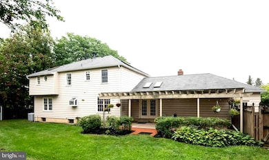 5466 Hunting Horn Dr, Ellicott City, MD 21043 - photo 4