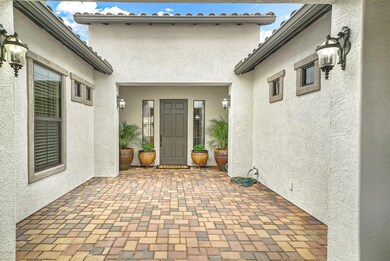 104-Courtyard_Entry