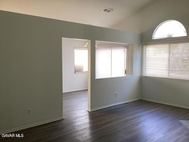 44603 Palm Ln, Lancaster, CA 93535 - photo 3