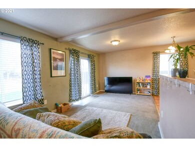 1290 SW 12th St, Pendleton, OR 97801 - photo 7