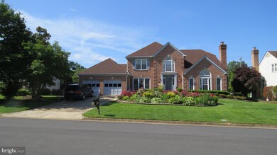 5808 Hampton Forest Way, Fairfax, VA 22030 - photo 2