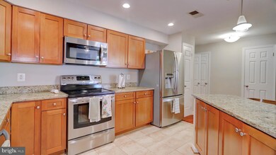 2315 Mcgregor Ct, Vienna, VA 22182 - photo 5