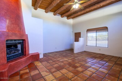Fireplace 3551 W Jessy