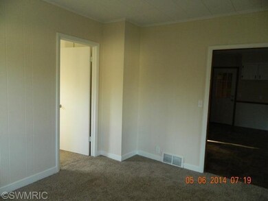 1028 Kusterer Dr NW, Grand Rapids, MI 49534 - photo 6