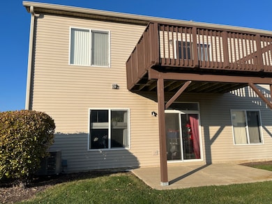 1682 Fredericksburg Ln unit 6, Aurora, IL 60503 - photo 3