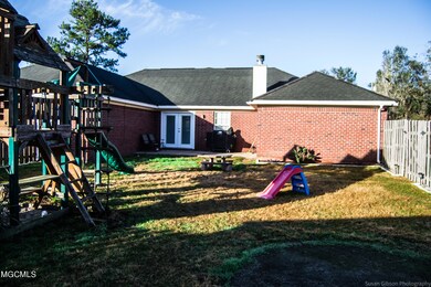 Fenced in play area/yard