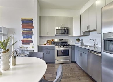 250 Avenue E unit 402, Bayonne, NJ 07002 - photo 2