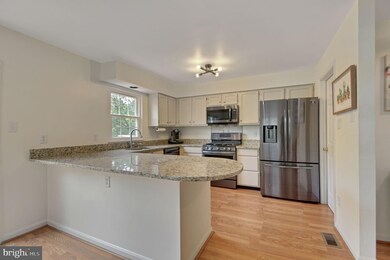 45596 Whitcomb Square, Sterling, VA 20166 - photo 6