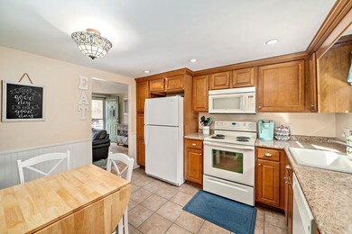26 Summer St, Hanover, MA 02339 - photo 6
