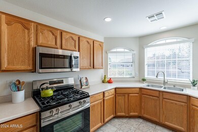 7452 E Keats Ave, Mesa, AZ 85209 - photo 5