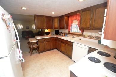 192 W County Road 200 S, Frankfort, IN 46041 - photo 7